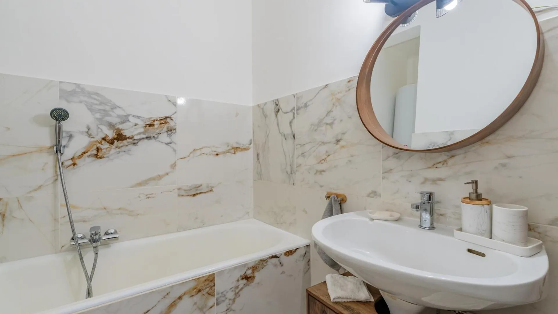 Le Carre D'Or Mermoz Marseille Appartement